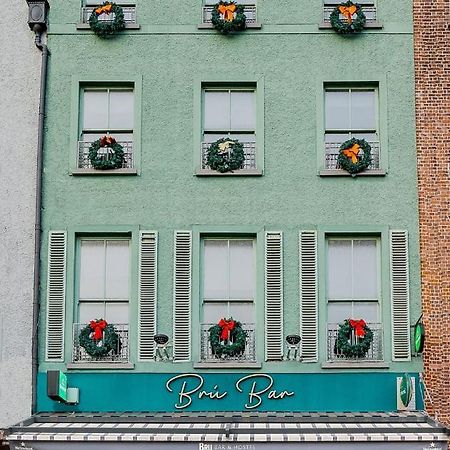 Bru Bar & Hostel Корк Екстериор снимка