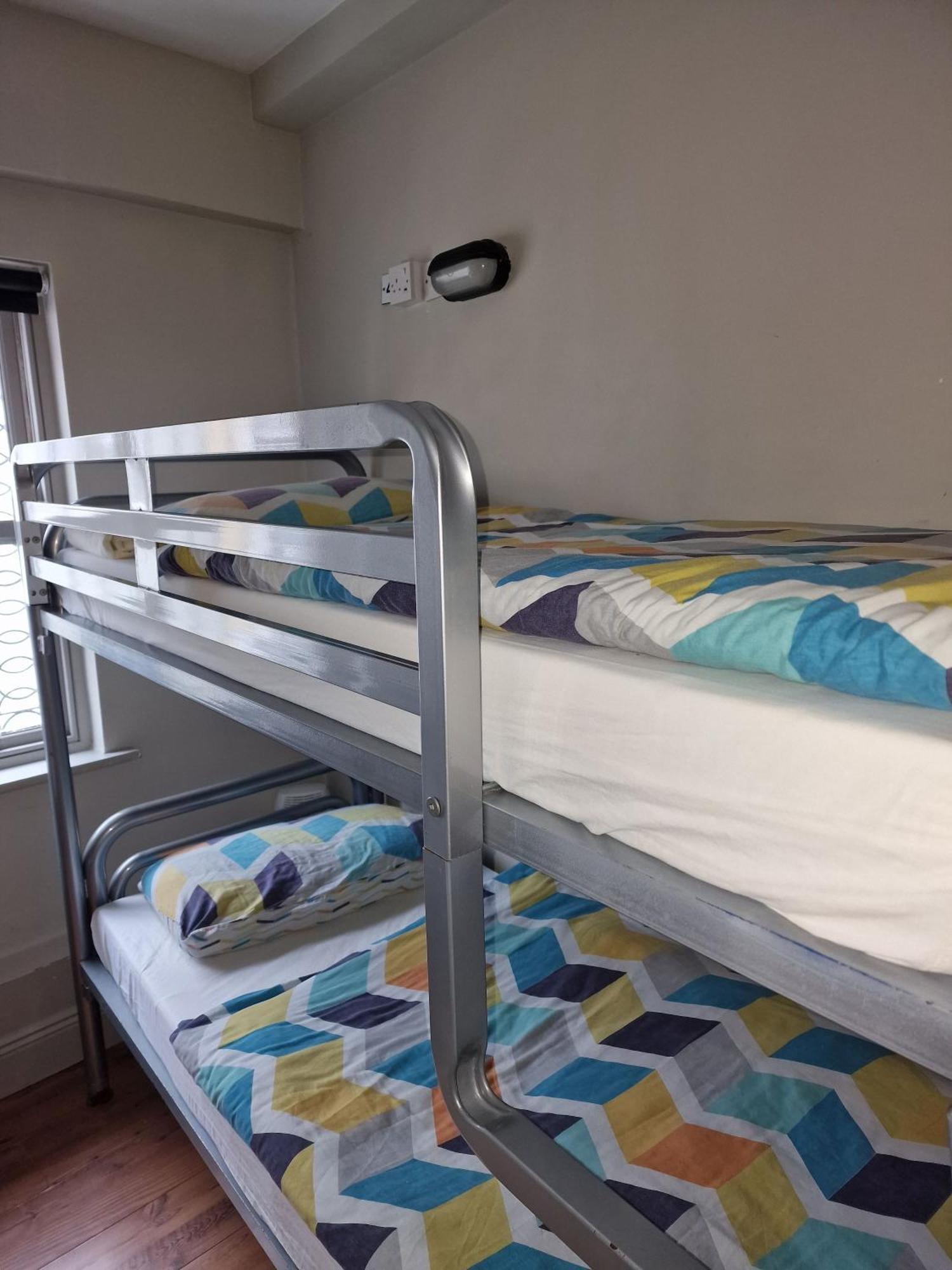 Bru Bar & Hostel Корк Екстериор снимка